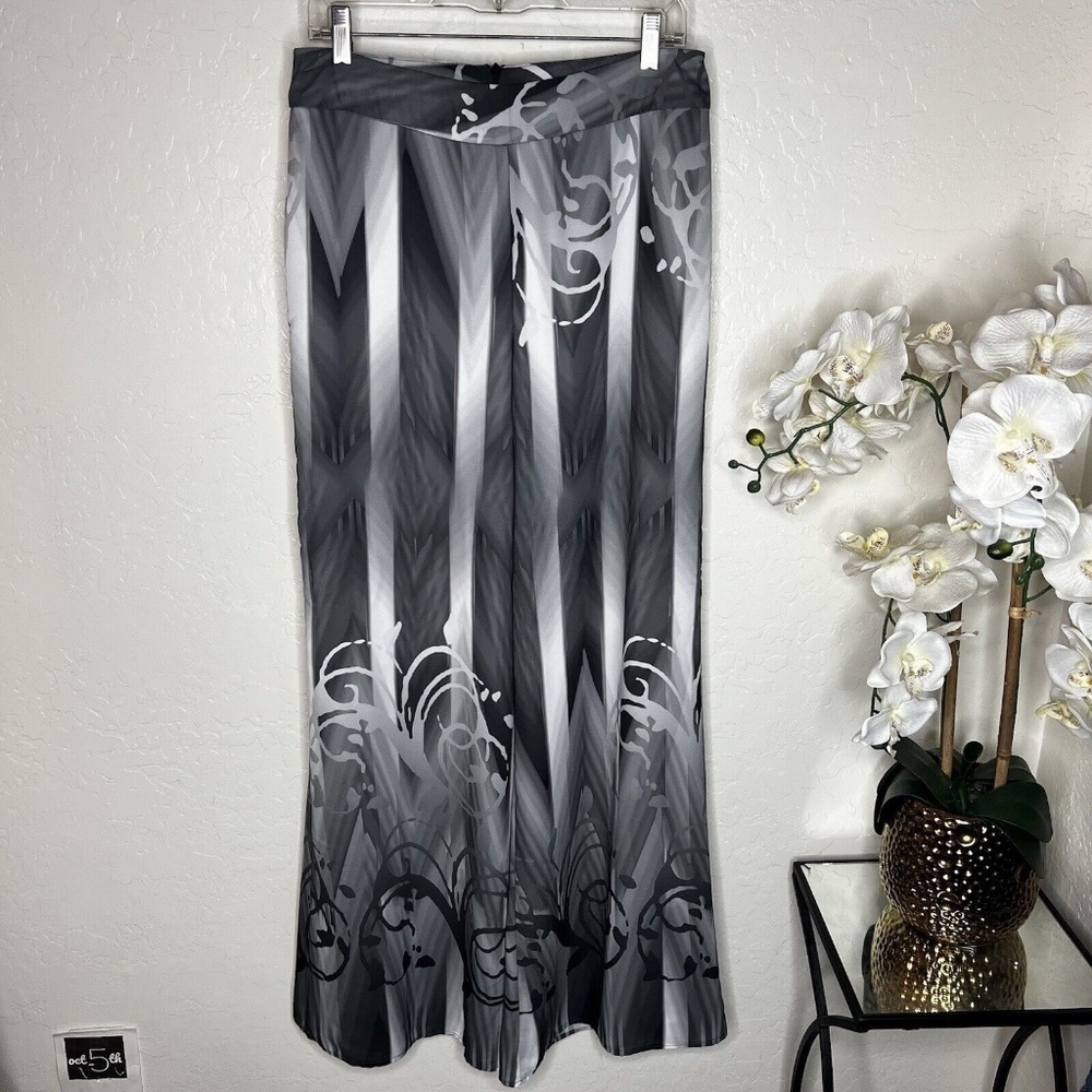 Frank Lyman design Style 185564 Size 8 gray pallazo pants